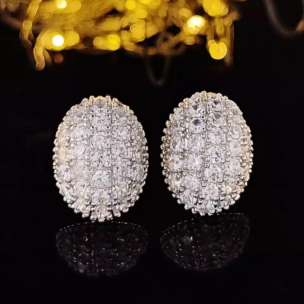 New 925 Silver Oval Diamond Stud Earrings